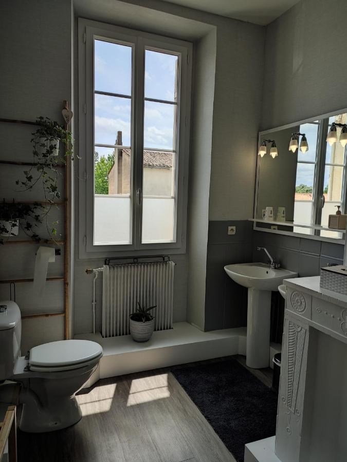 Apartamento Celine Et Jose Cubzac-les-Ponts Exterior foto